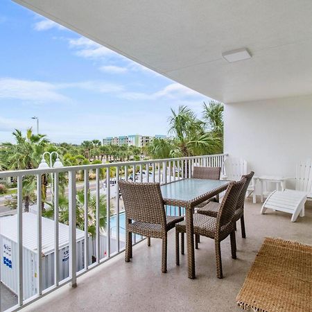 Beach Oasis - No Storm Damage & Guest Ready! Come Enjoy The Heated Pool & Relax At The Beach! Clearwater Beach Exterior foto