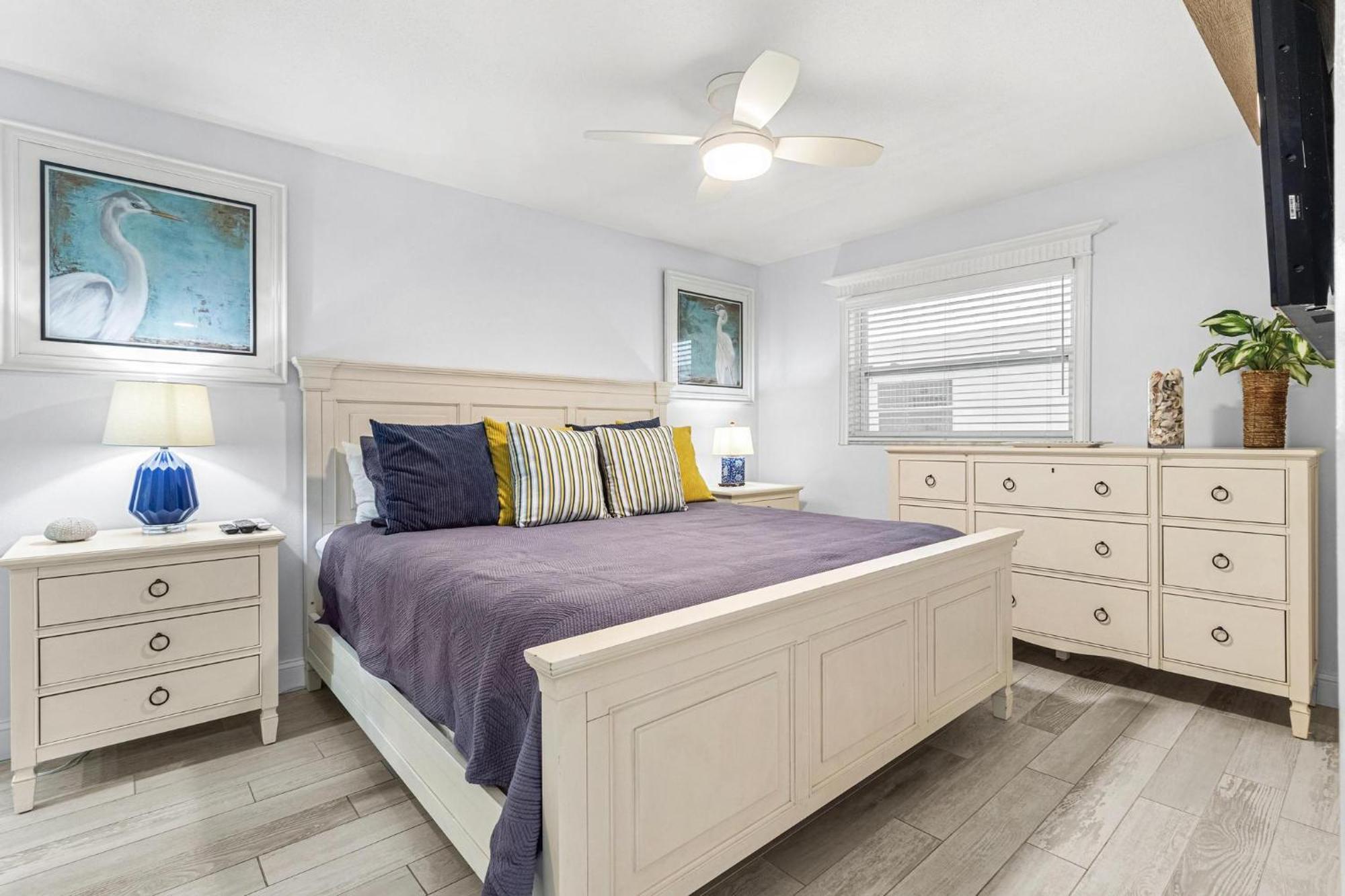 Beach Oasis - No Storm Damage & Guest Ready! Come Enjoy The Heated Pool & Relax At The Beach! Clearwater Beach Exterior foto
