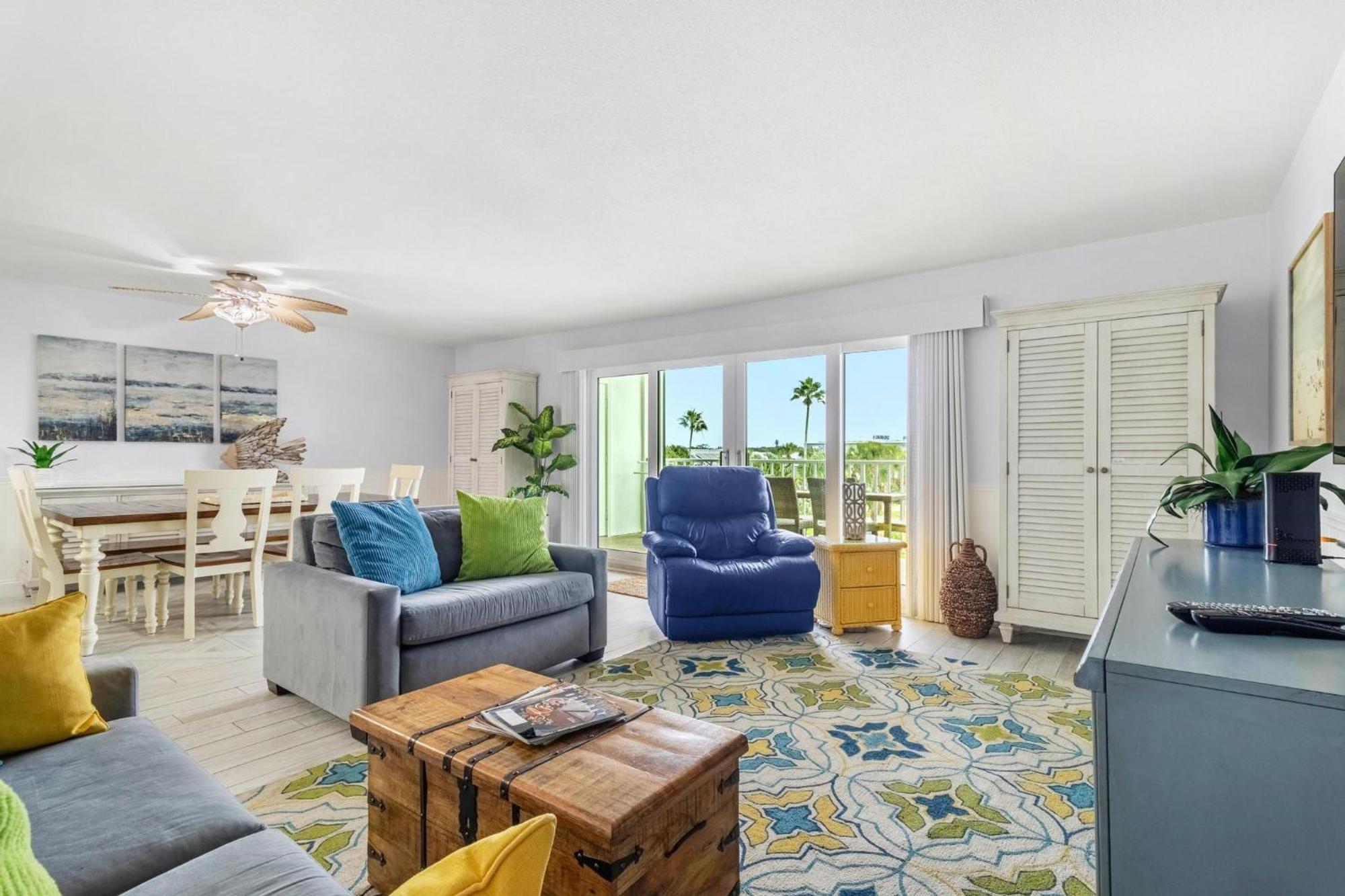 Beach Oasis - No Storm Damage & Guest Ready! Come Enjoy The Heated Pool & Relax At The Beach! Clearwater Beach Exterior foto